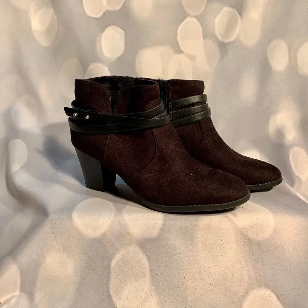 BLACK SUDE BOOTIE WITH LEATHER TRIM 2.5” HEEL 8.5